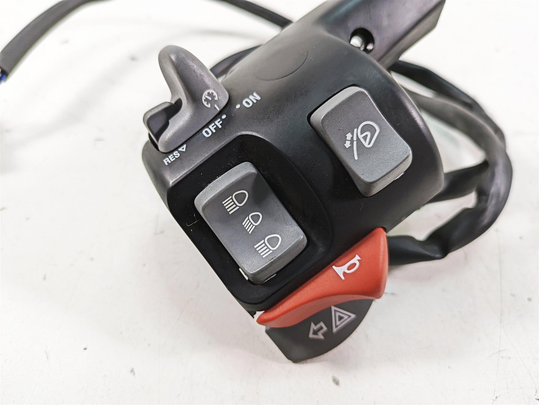 2007 BMW R1200RT K26 Left Hand Control Switch Cruise 61317697793 61317708333 {{ shop.shopifyCountryName }} - Mototech271