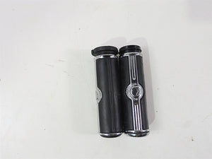 2016 Harley Touring FLHR Road King  Willie G Skull Hand Grips - Read 56741-04