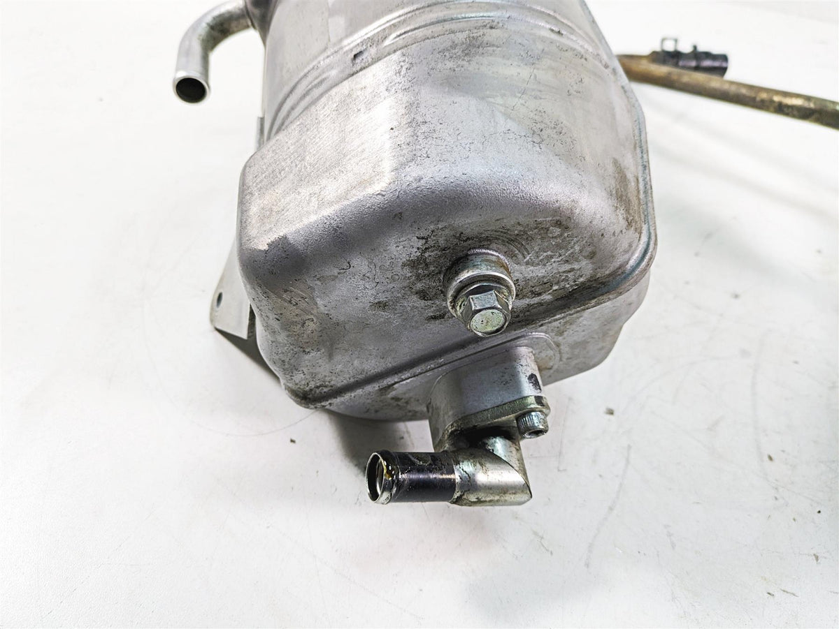 2019 Yamaha YXZ1000 R EPS SS SE Oil Tank Reservoir 2HC-21751-01-00 2HC-21751-02 {{ shop.shopifyCountryName }} - Mototech271