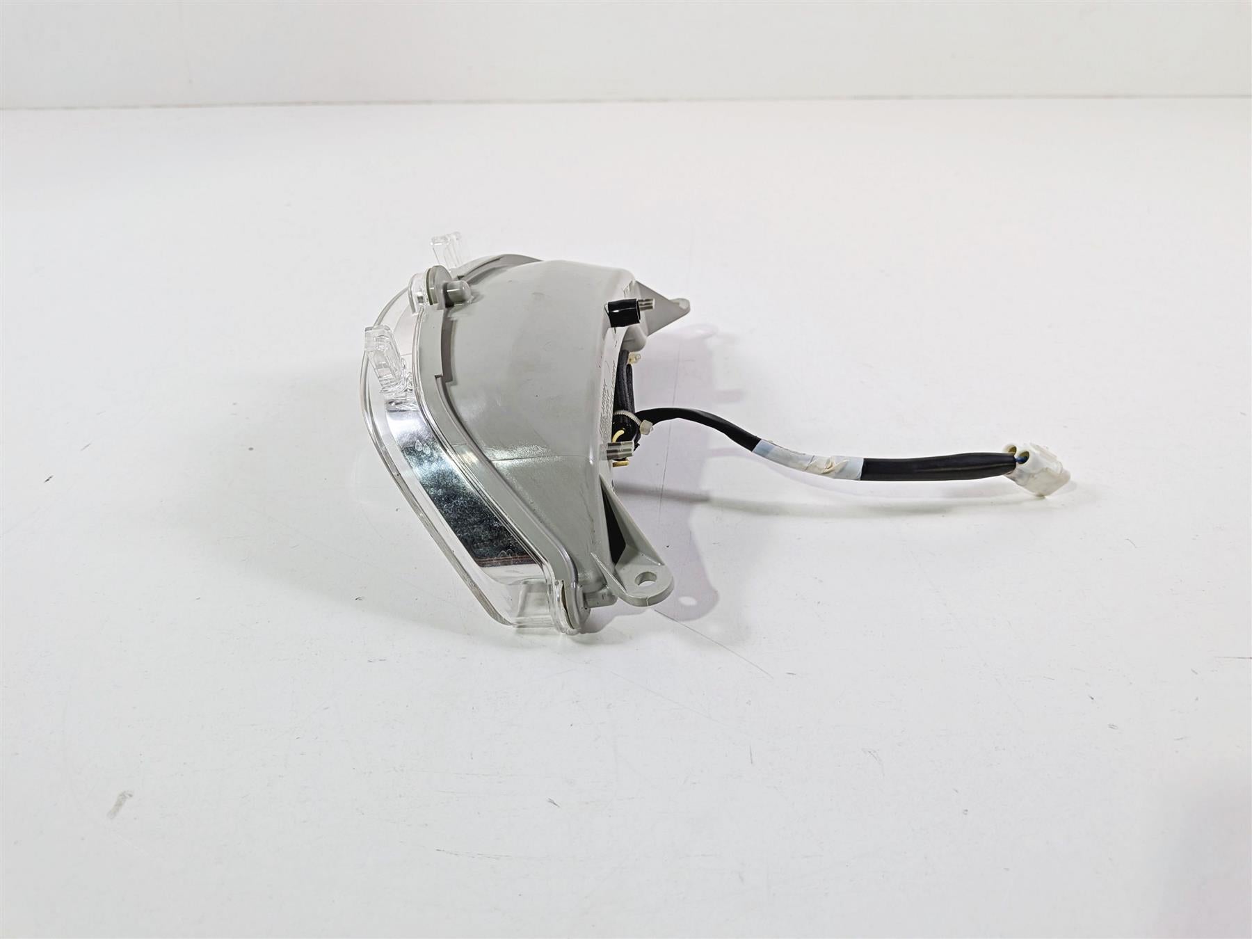 2009 Yamaha VMX17 V-Max 1700 Taillight Tail Stop Brake Light 2S3-84710-00-00-Mototech271