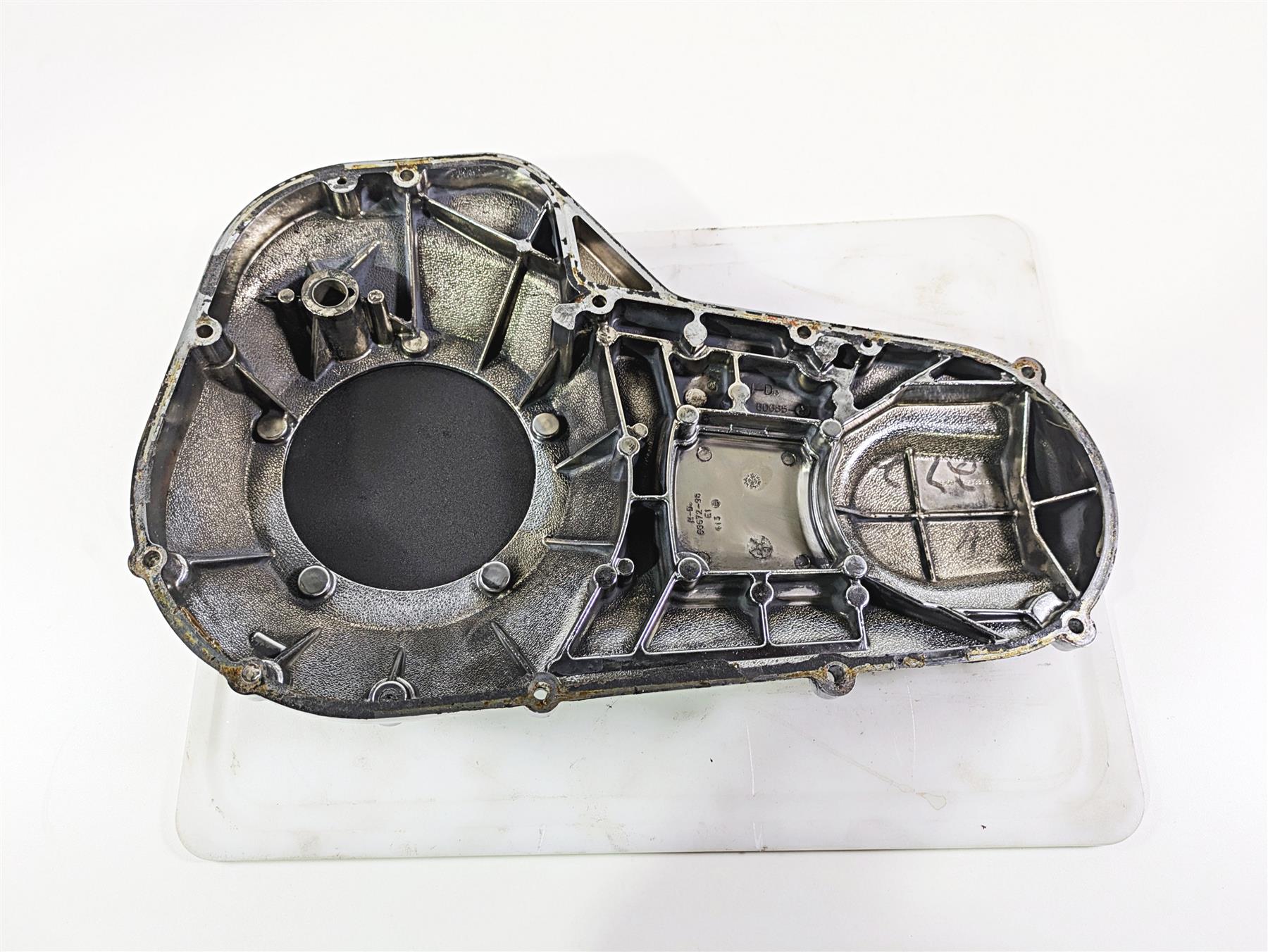 2005 Harley Touring FLHRI Road King Outer Primary Drive Clutch Cover 60685-04 {{ shop.shopifyCountryName }} - Mototech271