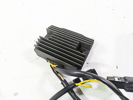 2005 Kawasaki ZX12R Ninja Rectifier Voltage Regulator SH689CB 21066-0007 {{ shop.shopifyCountryName }} - Mototech271