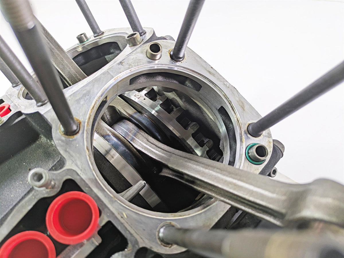 2014 Harley FXDF Dyna Fat Bob Engine Bottom End Crank Case Shaft 24621-06B {{ shop.shopifyCountryName }} - Mototech271