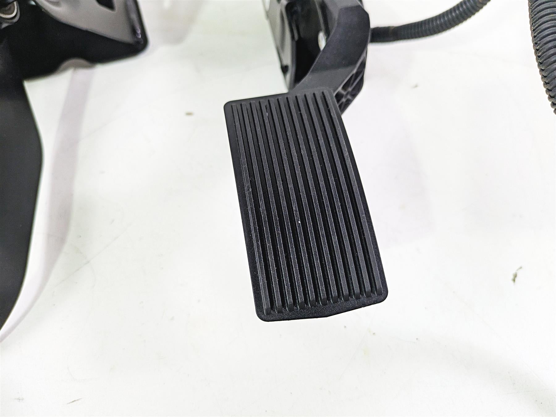 2018 Can Am Maverick X3 XRC Turbo R Foot Brake Accelerate Pedal Set 707001803 {{ shop.shopifyCountryName }} - Mototech271