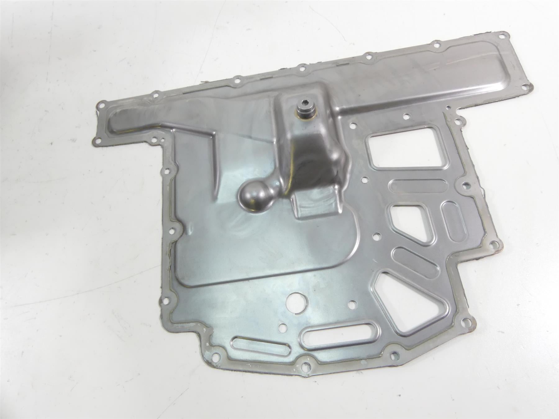 2015 BMW K1600GT K48 Lower Engine Oil Pan Splash Plate Set 11137716424 {{ shop.shopifyCountryName }} - Mototech271