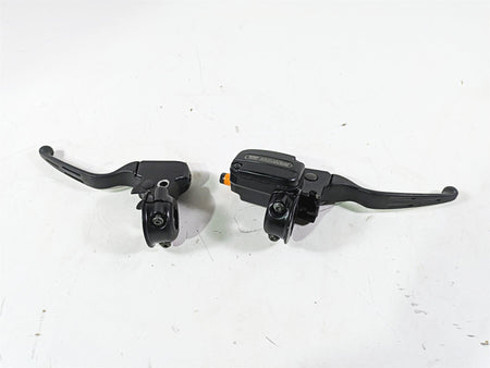 2008 Harley Touring FLHTCU E-Glide 105TH Front Brake Master Cylinder 44551-08F {{ shop.shopifyCountryName }} - Mototech271
