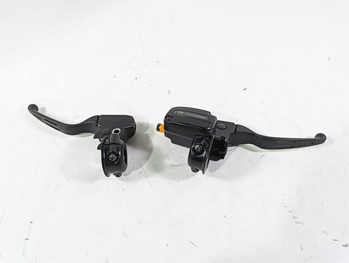 2008 Harley Touring FLHTCU E-Glide 105TH Front Brake Master Cylinder 44551-08F | Mototech271