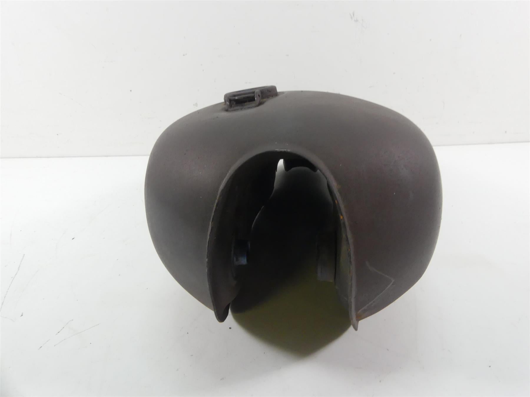 1978 Yamaha XS650 SE Special Fuel Gas Petrol Tank -Read 2M0-24110-00 {{ shop.shopifyCountryName }} - Mototech271