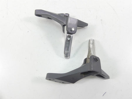 2022 Yamaha MT09 FZ09 Rear Passenger Footpeg Set - Read B7N-2741L-00-00 {{ shop.shopifyCountryName }} - Mototech271