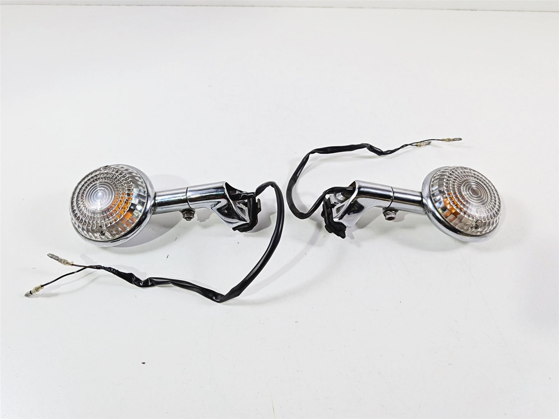 2006 Yamaha XVZ1300 Royal Star Rear Blinker Turn Signal 1D6-83340 1D6-83340-01 {{ shop.shopifyCountryName }} - Mototech271
