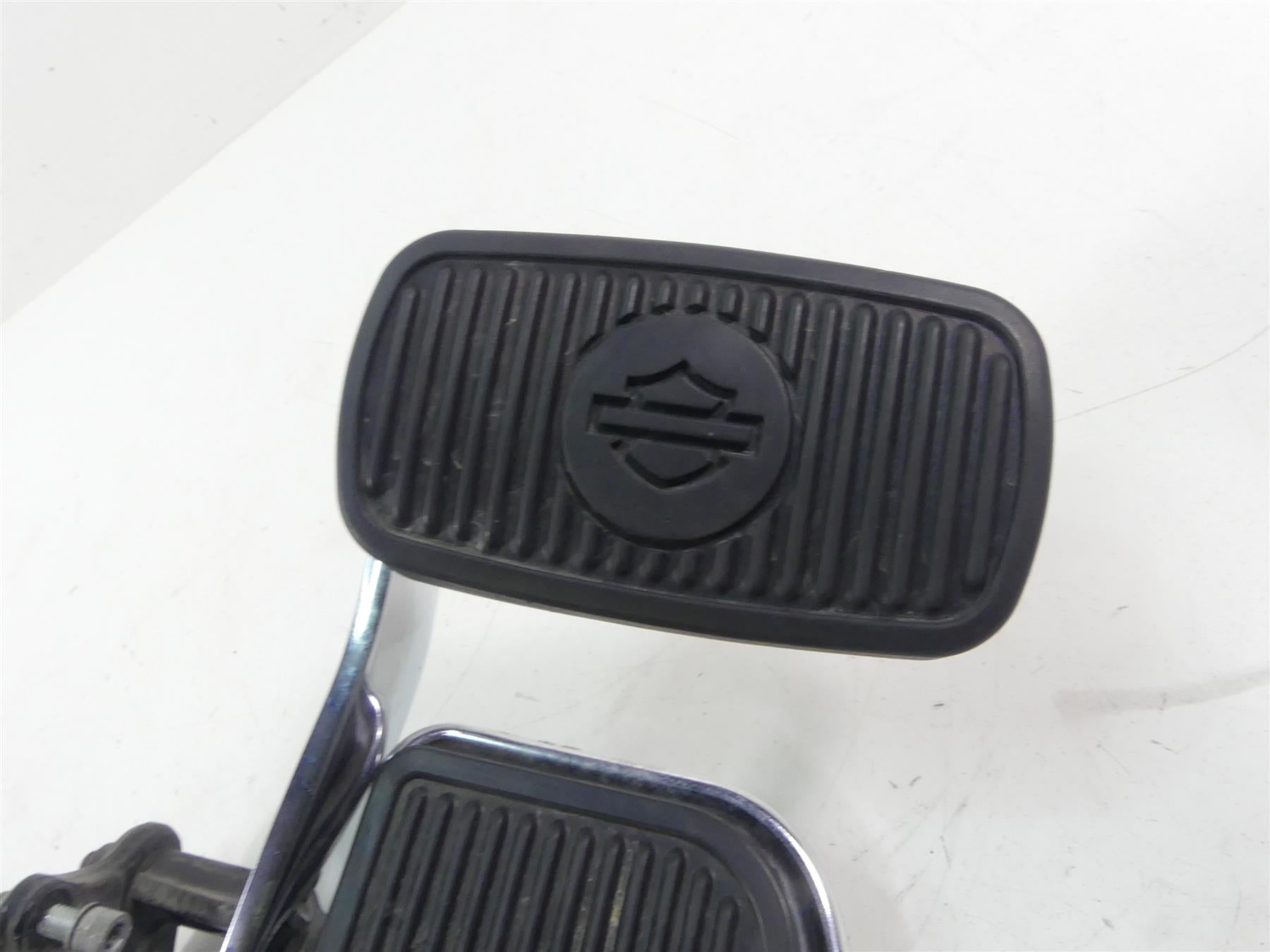 2017 Harley Touring FLHTKL Electra Glide Front Right Floor Board Set 50500360 {{ shop.shopifyCountryName }} - Mototech271