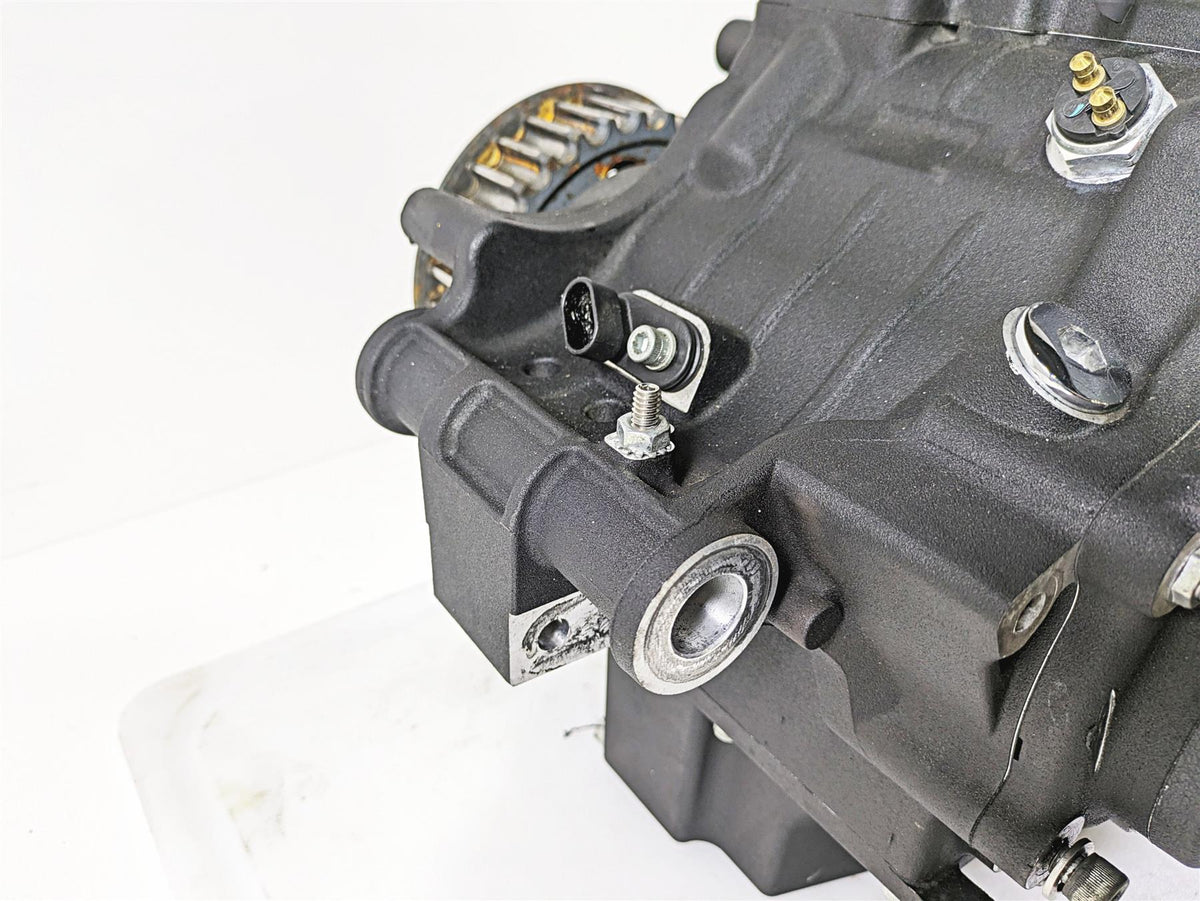 2017 Harley Dyna FXDB Street Bob Transmission Gear Box 6 Speed 25K 33083-10A {{ shop.shopifyCountryName }} - Mototech271