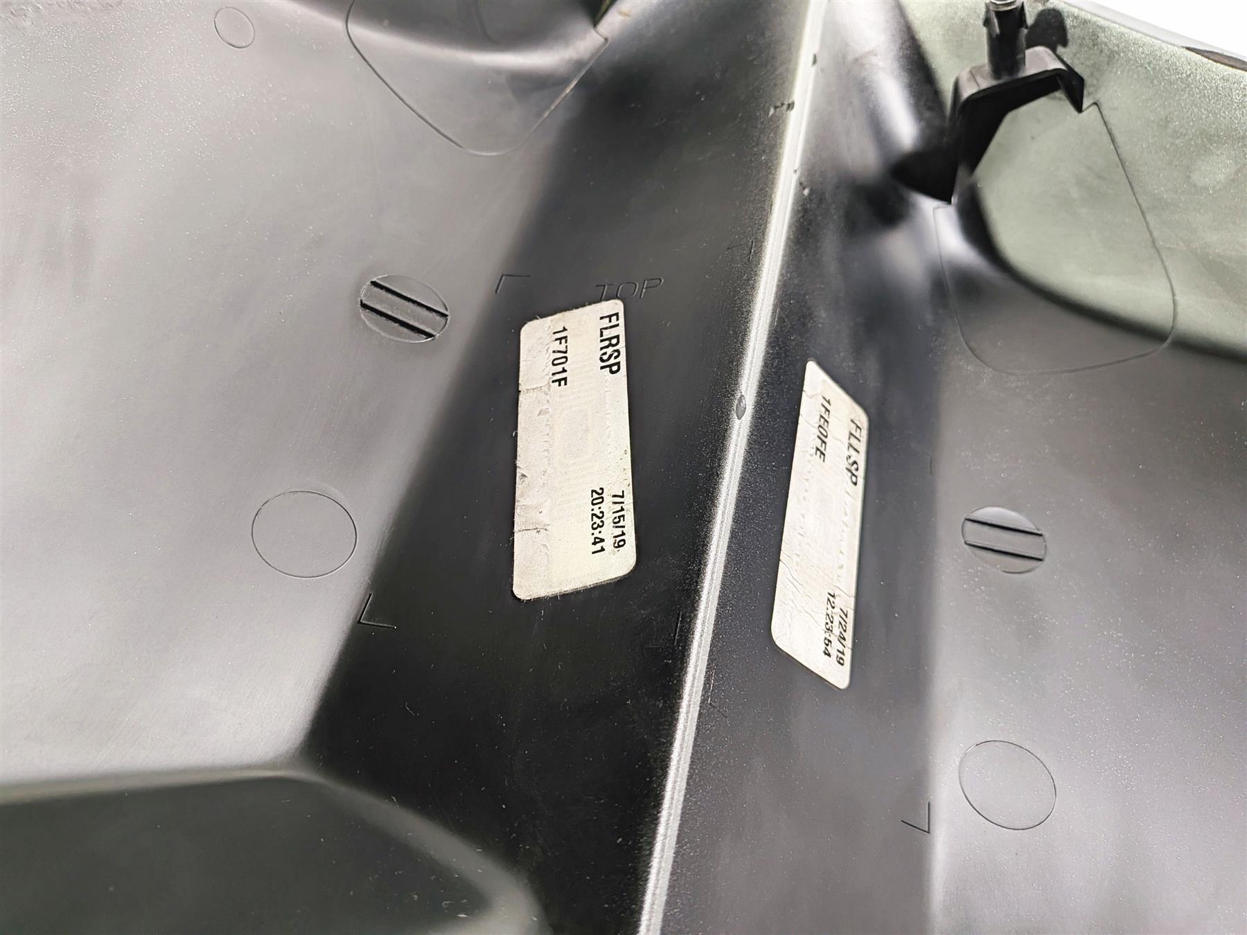 2020 Harley Touring FLTRK Road Glide Side Cover Fairing Set 66048-09A 66250-09 {{ shop.shopifyCountryName }} - Mototech271