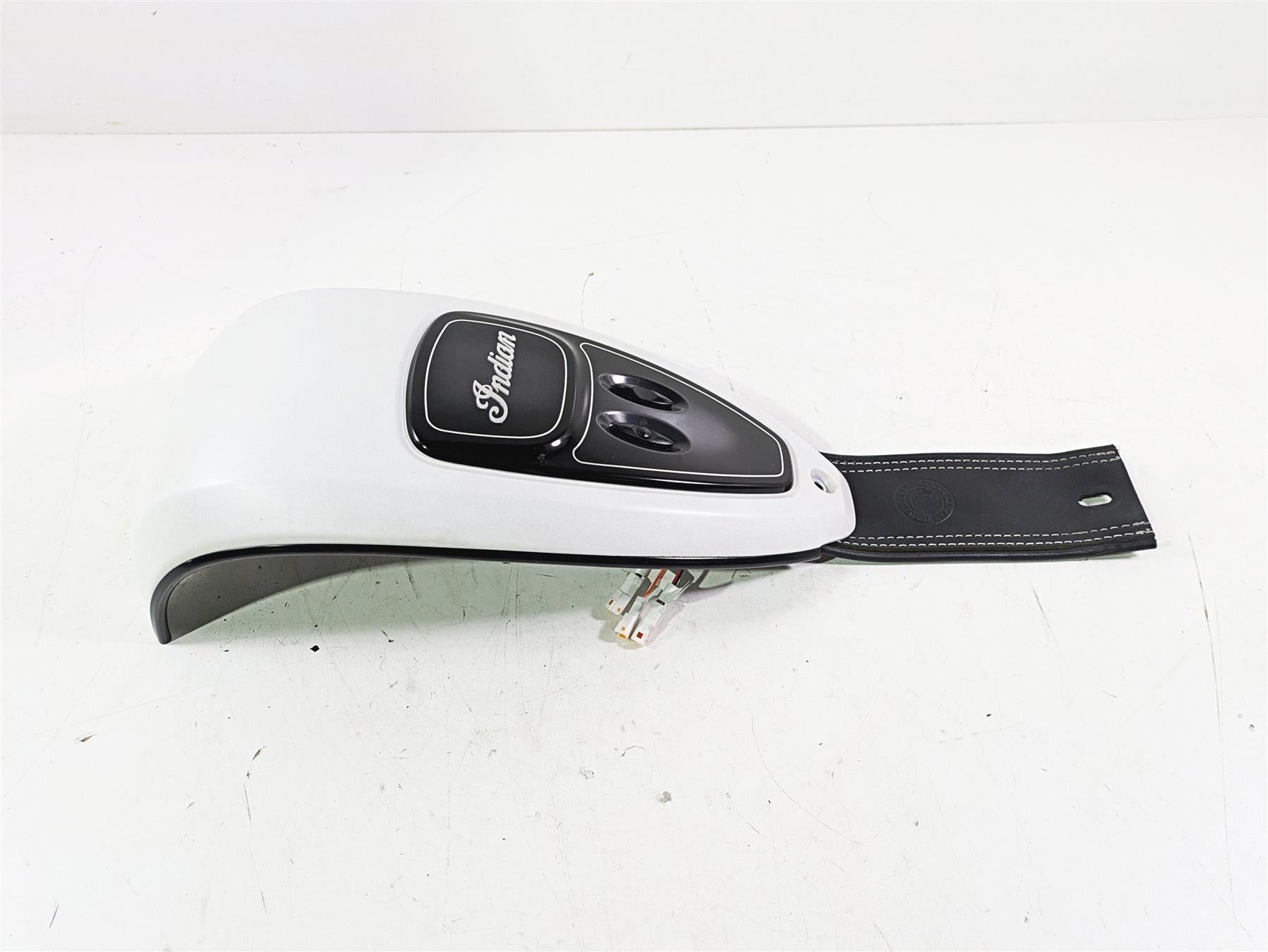 2018 Indian Chieftain Limited Fuel Gas Tank Cover Fairing Cowl & Knobs 5633653 {{ shop.shopifyCountryName }} - Mototech271