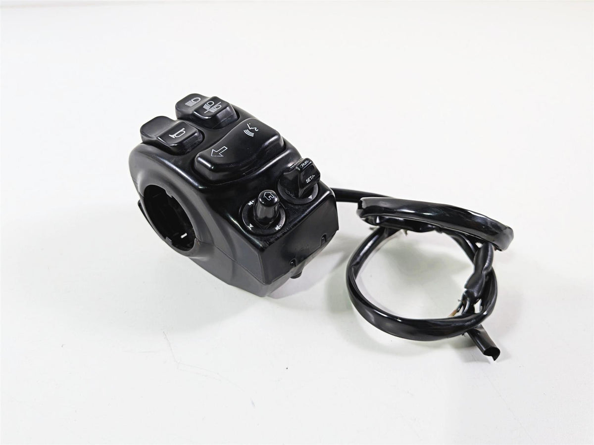 2016 Harley Touring FLHX Street Glide Left Hand Cruise Control Switch 71500128A {{ shop.shopifyCountryName }} - Mototech271