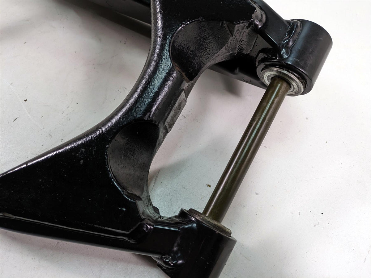 2000 Harley Dyna FXDL Low Rider Rear Swingarm + 3/4" Axle & Belt Guard 47820-00A {{ shop.shopifyCountryName }} - Mototech271