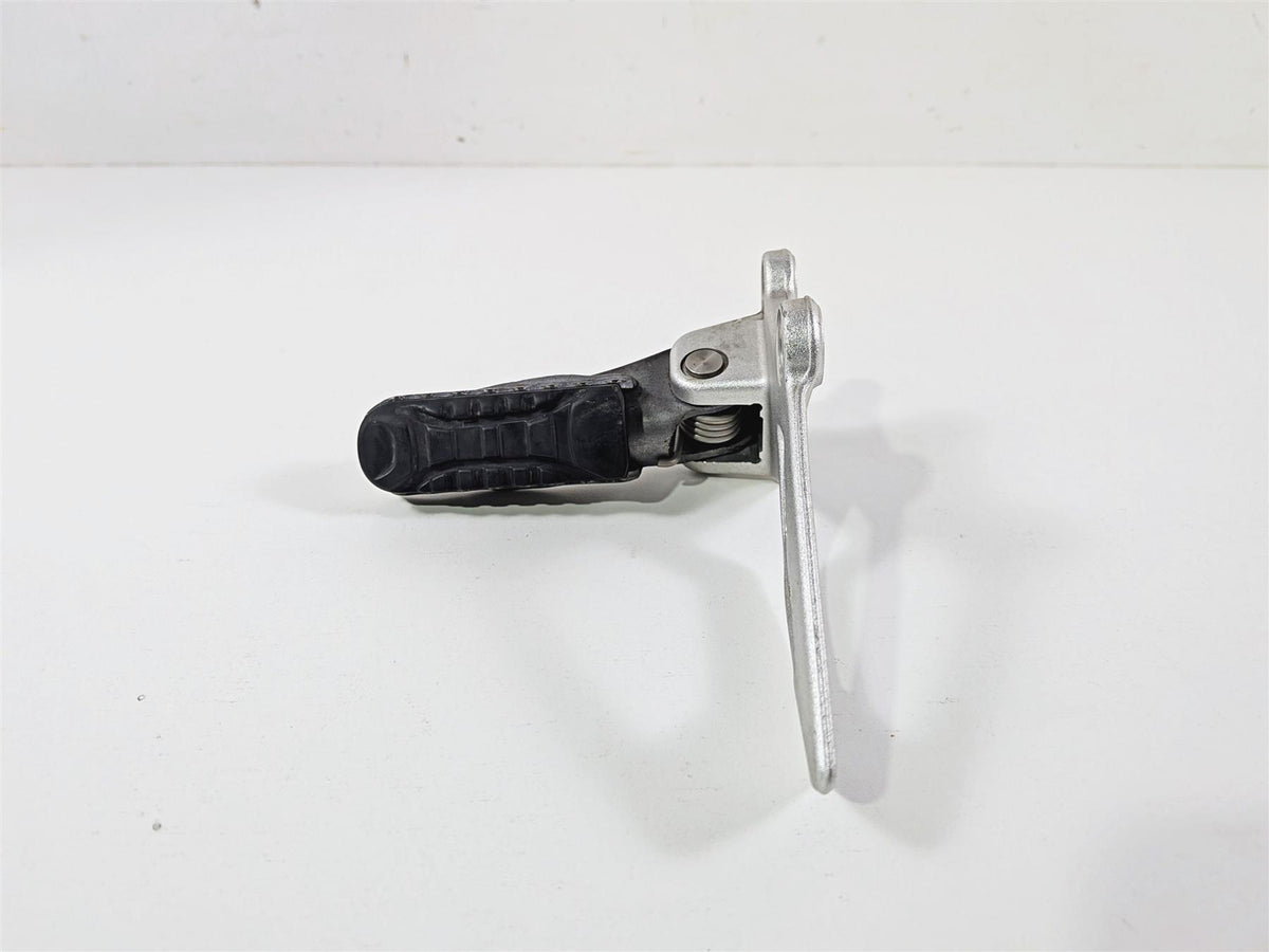2023 BMW R nineT Scrambler K23 Left Footpeg Foot Peg Rest 46718558717 {{ shop.shopifyCountryName }} - Mototech271