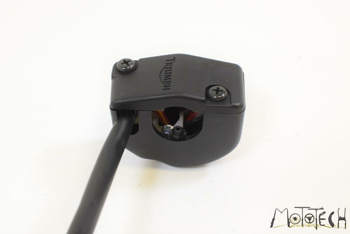 2012 Triumph 1050 Speed Triple Right Control Switch Kill Start T2049237 {{ shop.shopifyCountryName }} - Mototech271
