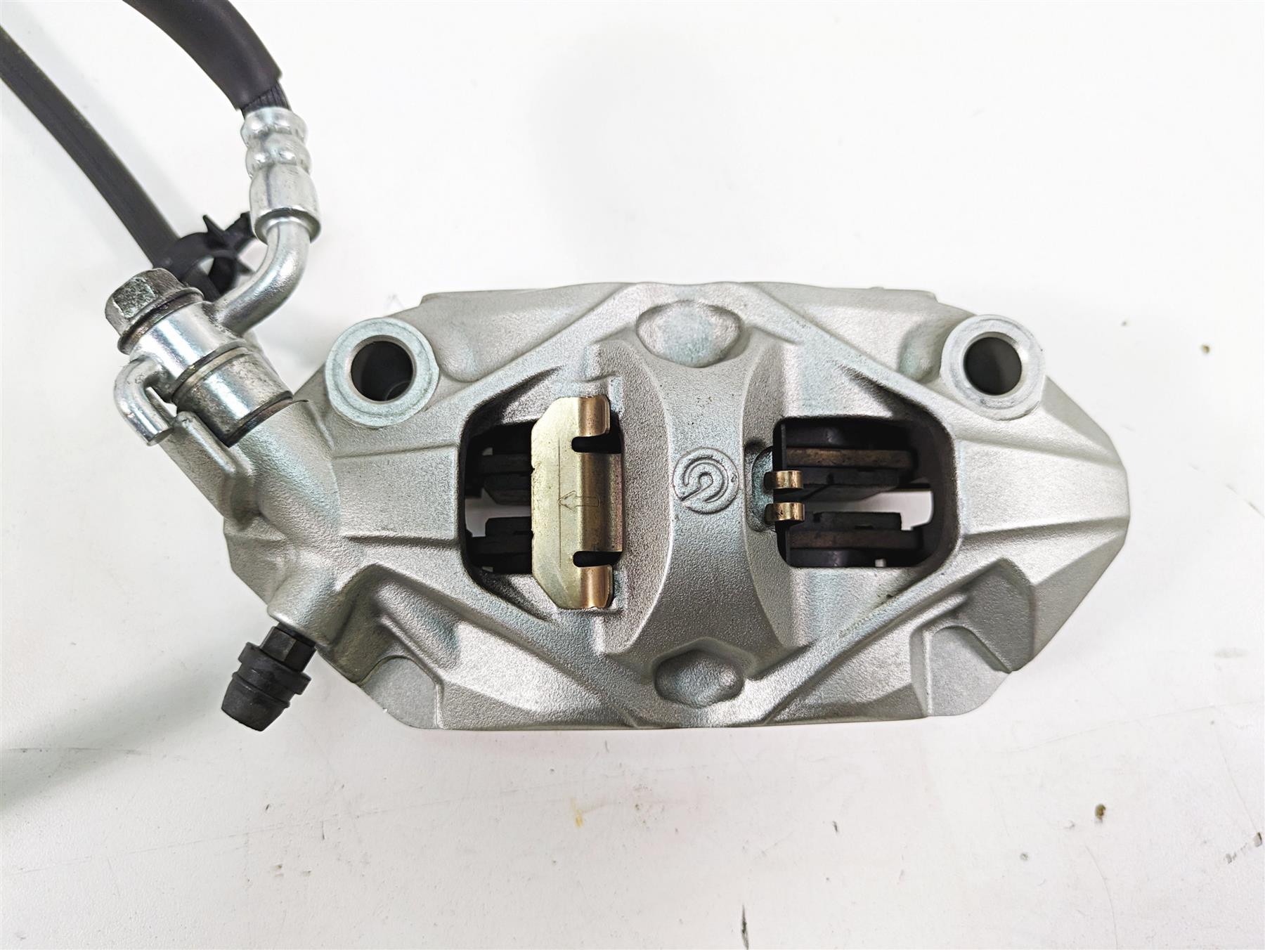 2022 Suzuki GSXR 750 Front Brake Calipers 110mm 59300-17K20-999 59100-17K20-999 {{ shop.shopifyCountryName }} - Mototech271