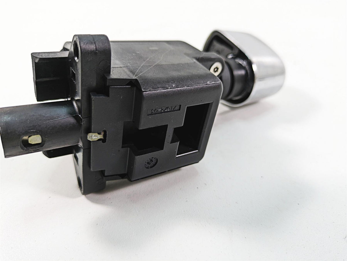 2006 Harley Touring FLHXI Street Glide Ignition Switch Key Lock Set 71572-06 {{ shop.shopifyCountryName }} - Mototech271