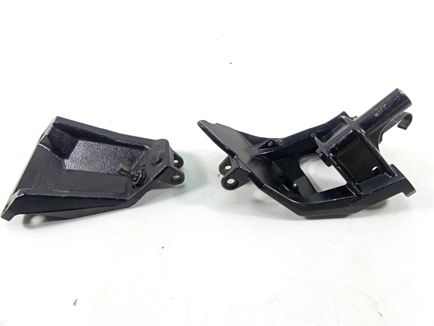 2008 Suzuki M109R VZR1800 Front Footpeg Mount Bracket Set 43511-48G00 {{ shop.shopifyCountryName }} - Mototech271
