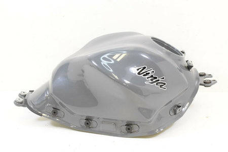 2018 Kawasaki EX650 Ninja Fuel Gas Petrol Tank - Dent 51001-0841-H8 {{ shop.shopifyCountryName }} - Mototech271