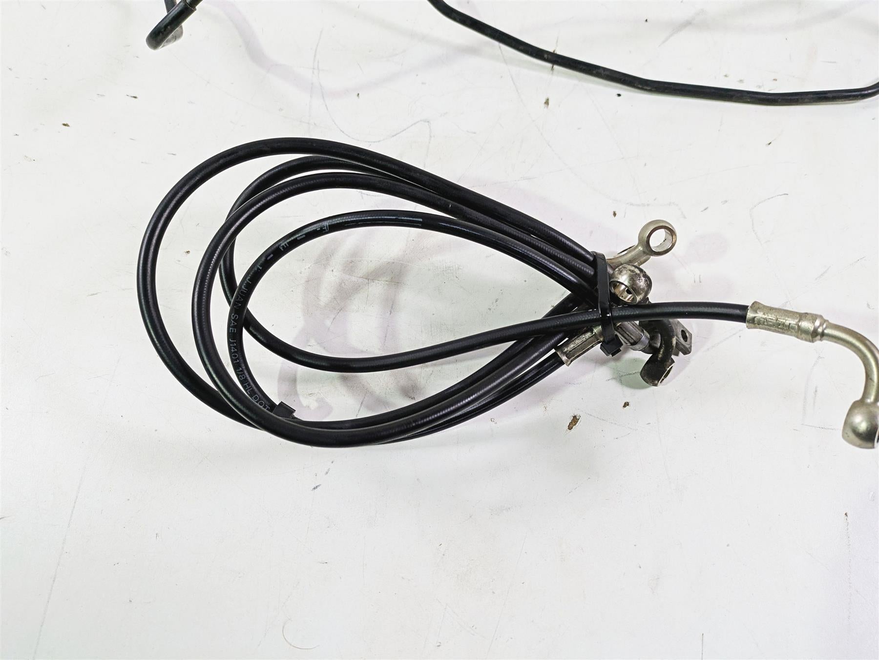 2013 Triumph Tiger 1215 Explorer Front Rear Abs Brake Line Set T2025030 T2025043 {{ shop.shopifyCountryName }} - Mototech271