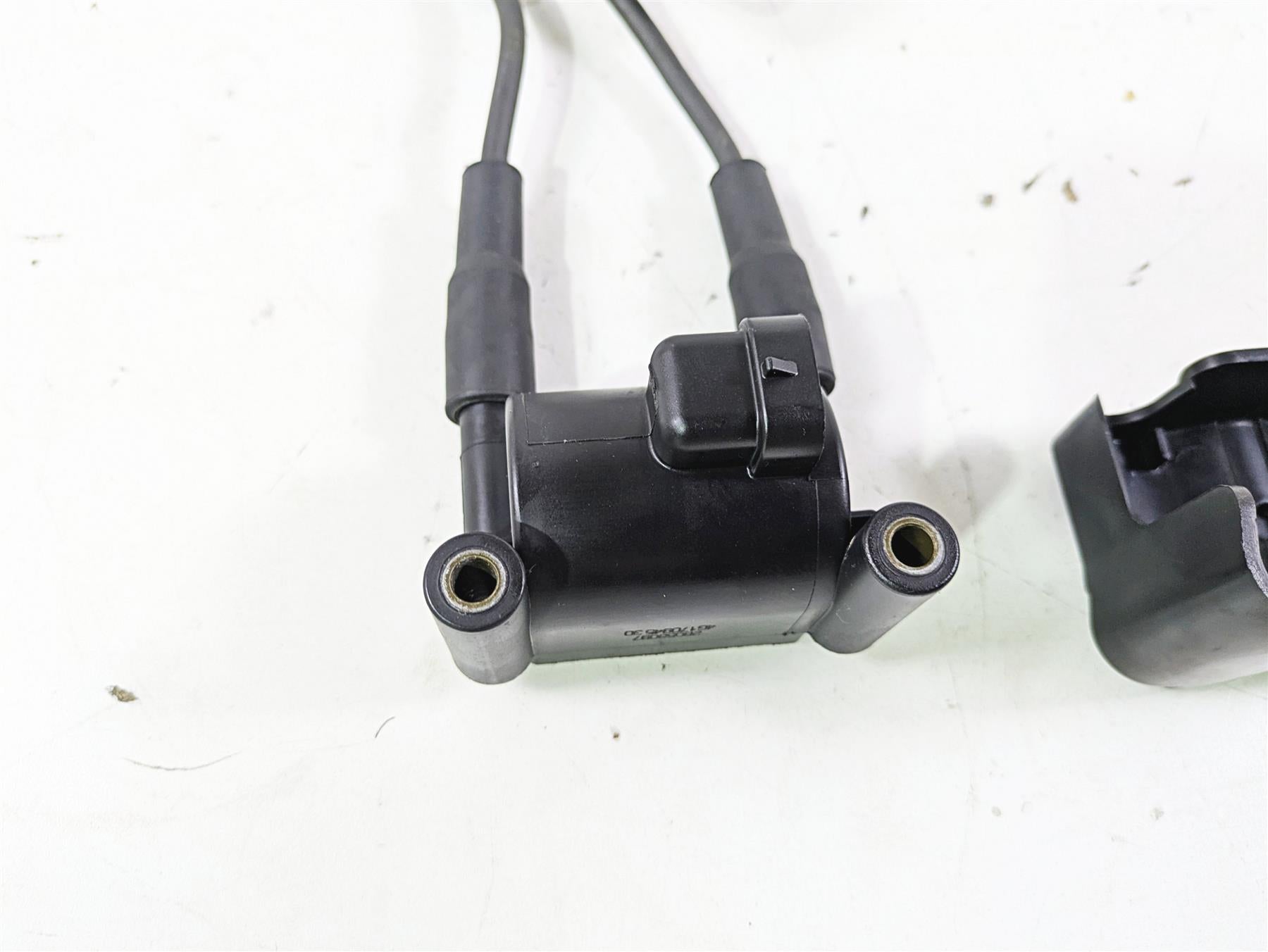 2015 Harley FXDL Dyna Low Rider Delphi Ignition Coil Wires Plugs 31696-07A {{ shop.shopifyCountryName }} - Mototech271