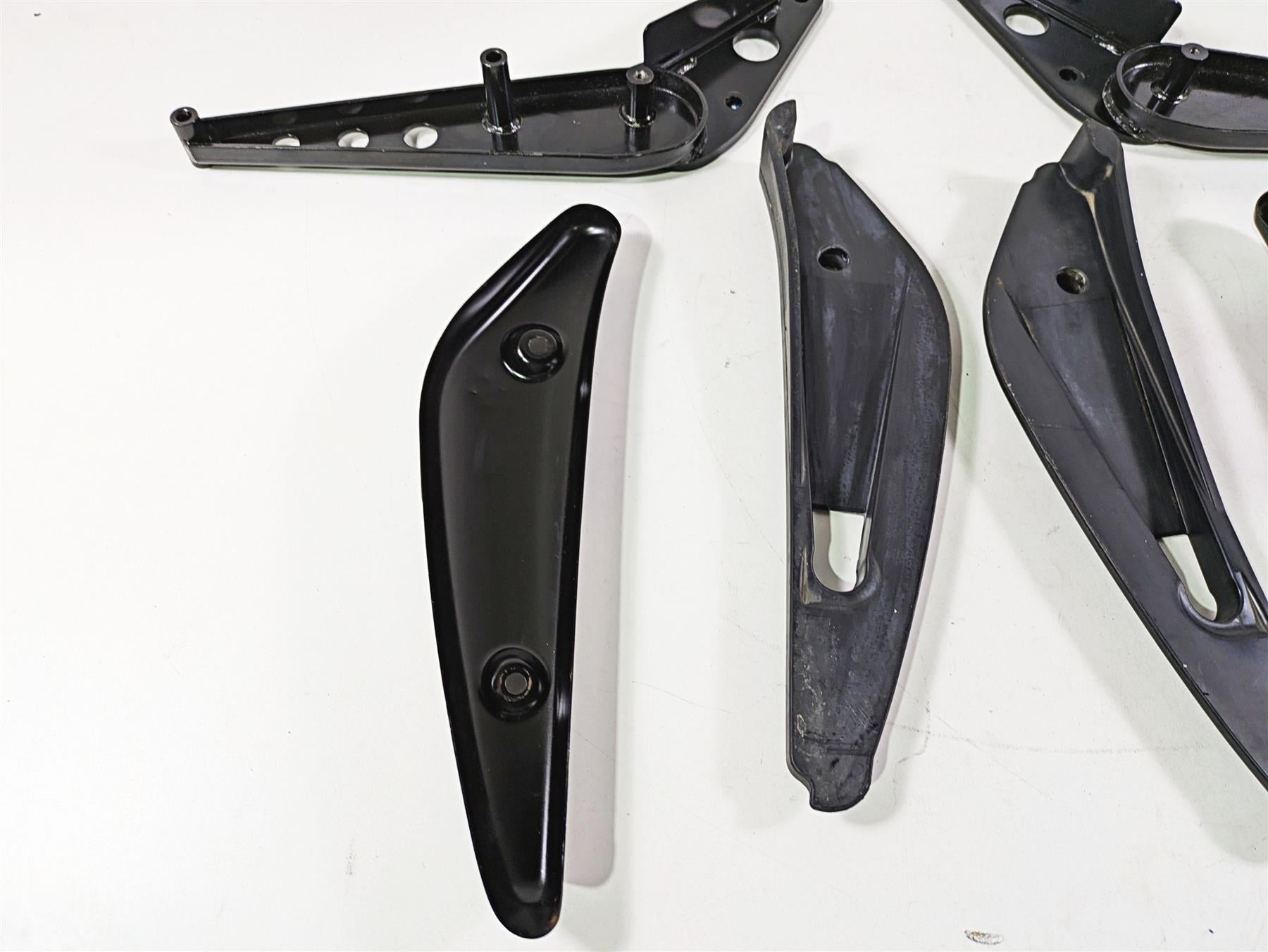 2016 Suzuki M109R VZR1800 Boulevard Rear Fender Strut Cover Set 41630-48G20 {{ shop.shopifyCountryName }} - Mototech271