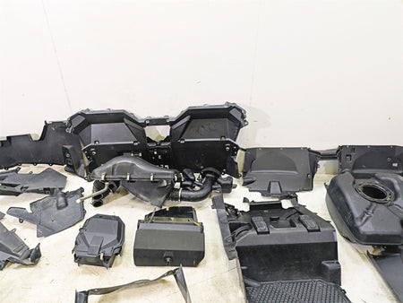 2023 Honda Talon SXS1000 S2R Interior Covers + Fuel Tank & Air Cleaner 64260-HL6 {{ shop.shopifyCountryName }} - Mototech271