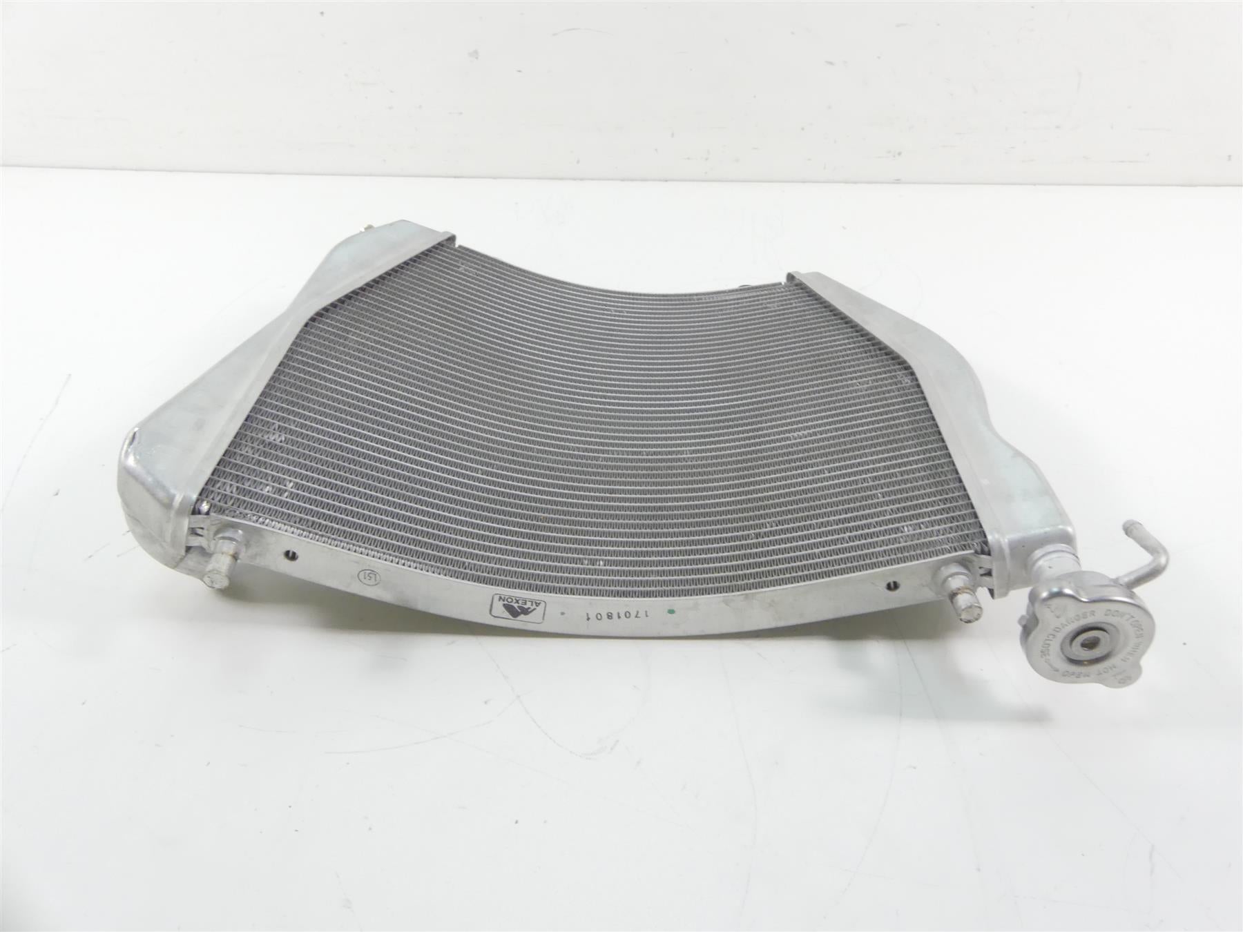 2018 Ducati Panigale 1100 V4 S Straight Coolant Radiator - No Leaks 54811355A {{ shop.shopifyCountryName }} - Mototech271