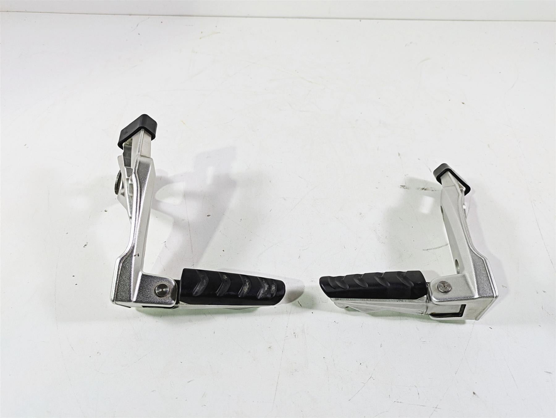 2012 BMW R1200R K27 Rear Passenger Foot Peg Rest Set 46717728893 46717728894 | Mototech271