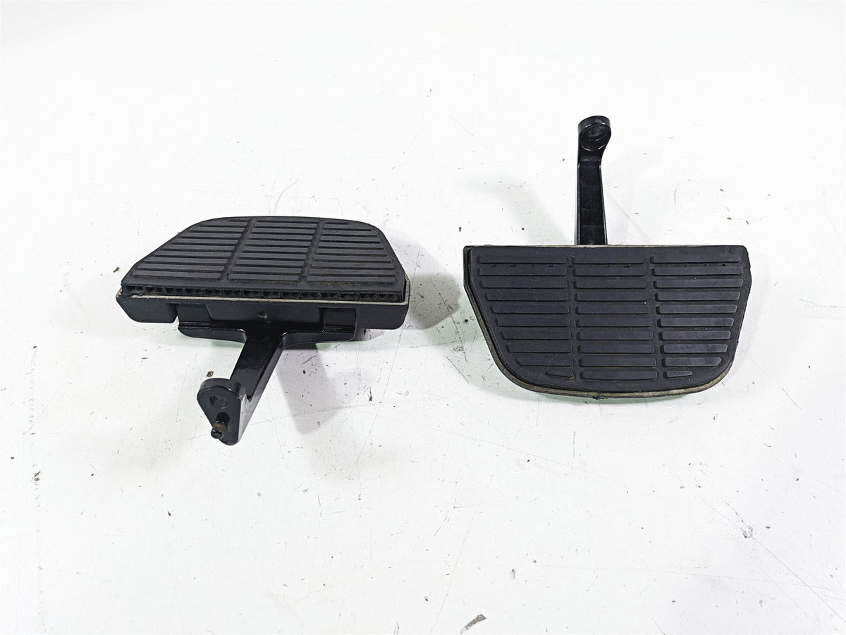2003 Harley Touring FLHTCUI 100TH E-Glide Passenger Floor Board Set 52719-93B {{ shop.shopifyCountryName }} - Mototech271