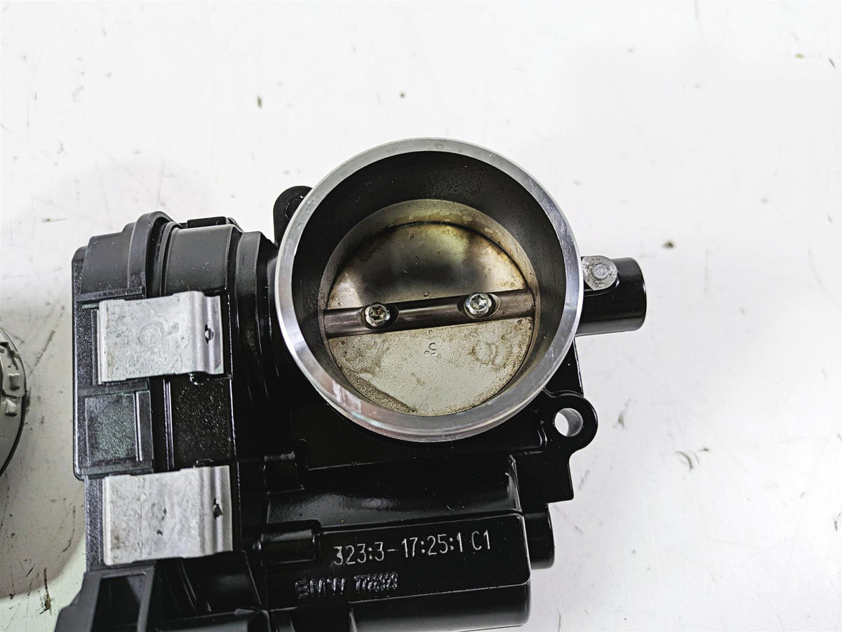 2014 BMW R1200 RT RTW K52 Throttle Body Bodies Set 13548564959 {{ shop.shopifyCountryName }} - Mototech271