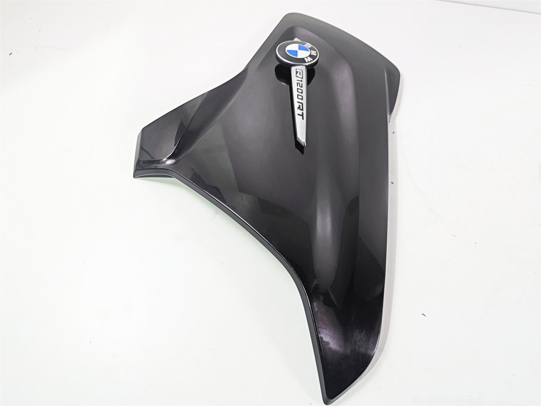 2016 BMW R1200RT K52 Emblem Side Covers Fairing Set 46638567815 46638567816 {{ shop.shopifyCountryName }} - Mototech271