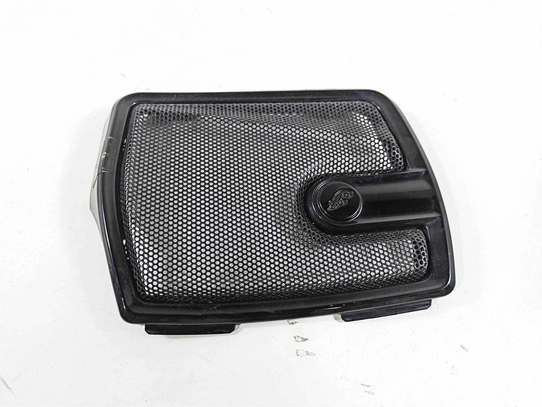 2018 Indian Chieftain Dark Horse Front Left Speaker Cover Fairing 5453353 {{ shop.shopifyCountryName }} - Mototech271