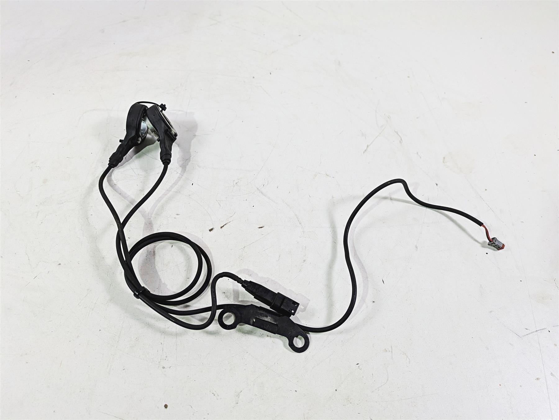 2018 Harley FXBR Softail Breakout Abs Brake Wheel Speed Sensor Set 41100080 {{ shop.shopifyCountryName }} - Mototech271
