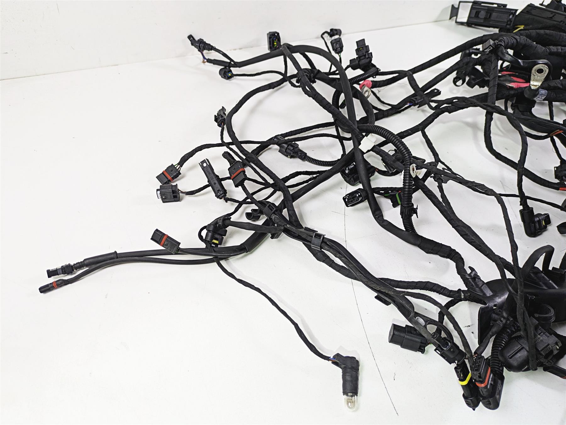 2016 BMW R1200RS K54 Engine & Main Wiring Harness Set 61118552124 12518544470 {{ shop.shopifyCountryName }} - Mototech271