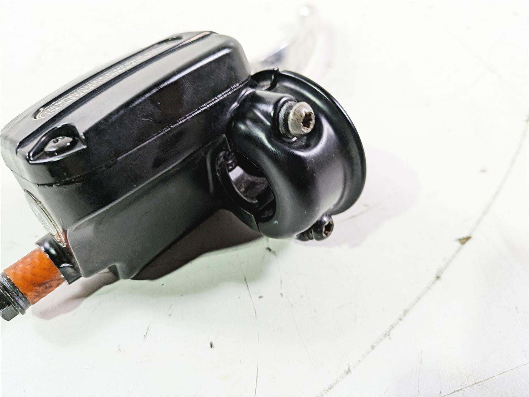 2015 Harley Touring FLHTKL E -Glide Low Front Brake Master Cylinder 44551-08F {{ shop.shopifyCountryName }} - Mototech271