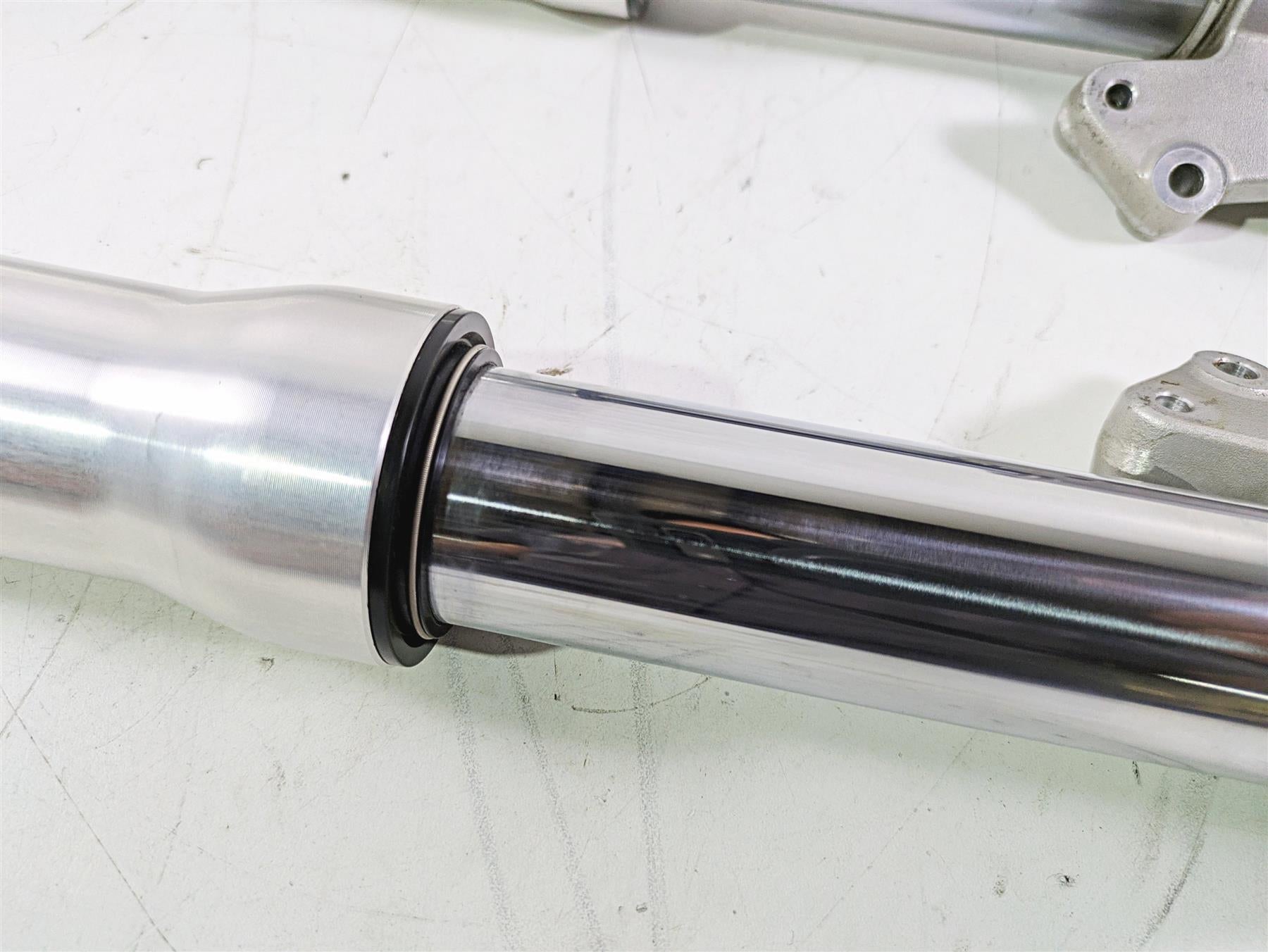 2002 Honda V-Twin VTX1800 C Straight Showa Front Fork Leg Set 51400-MCH-003 {{ shop.shopifyCountryName }} - Mototech271