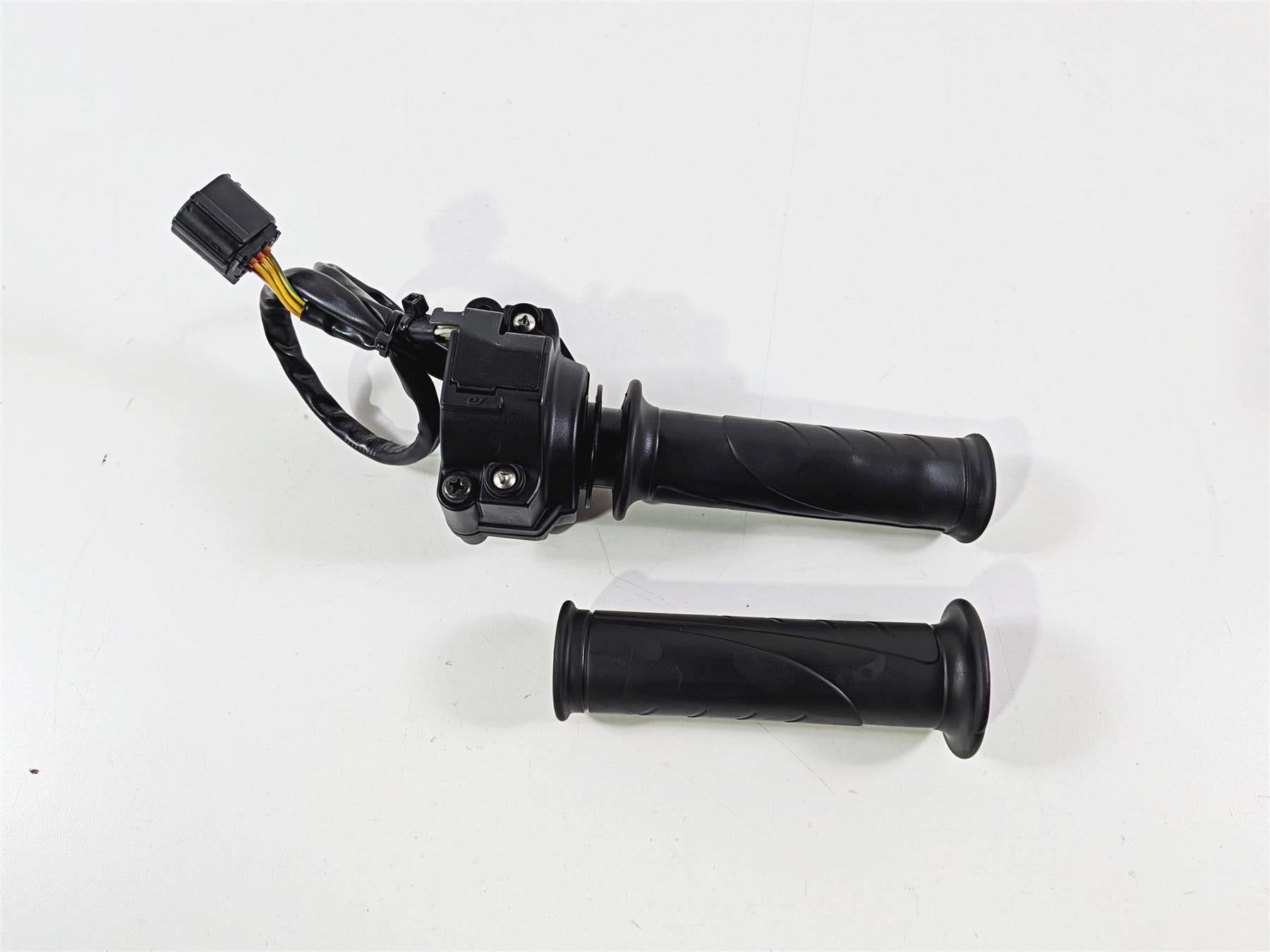 2017 Ducati Panigale 1299 Ride By Wire Throttle Grip Sensor 66020011B-Mototech271