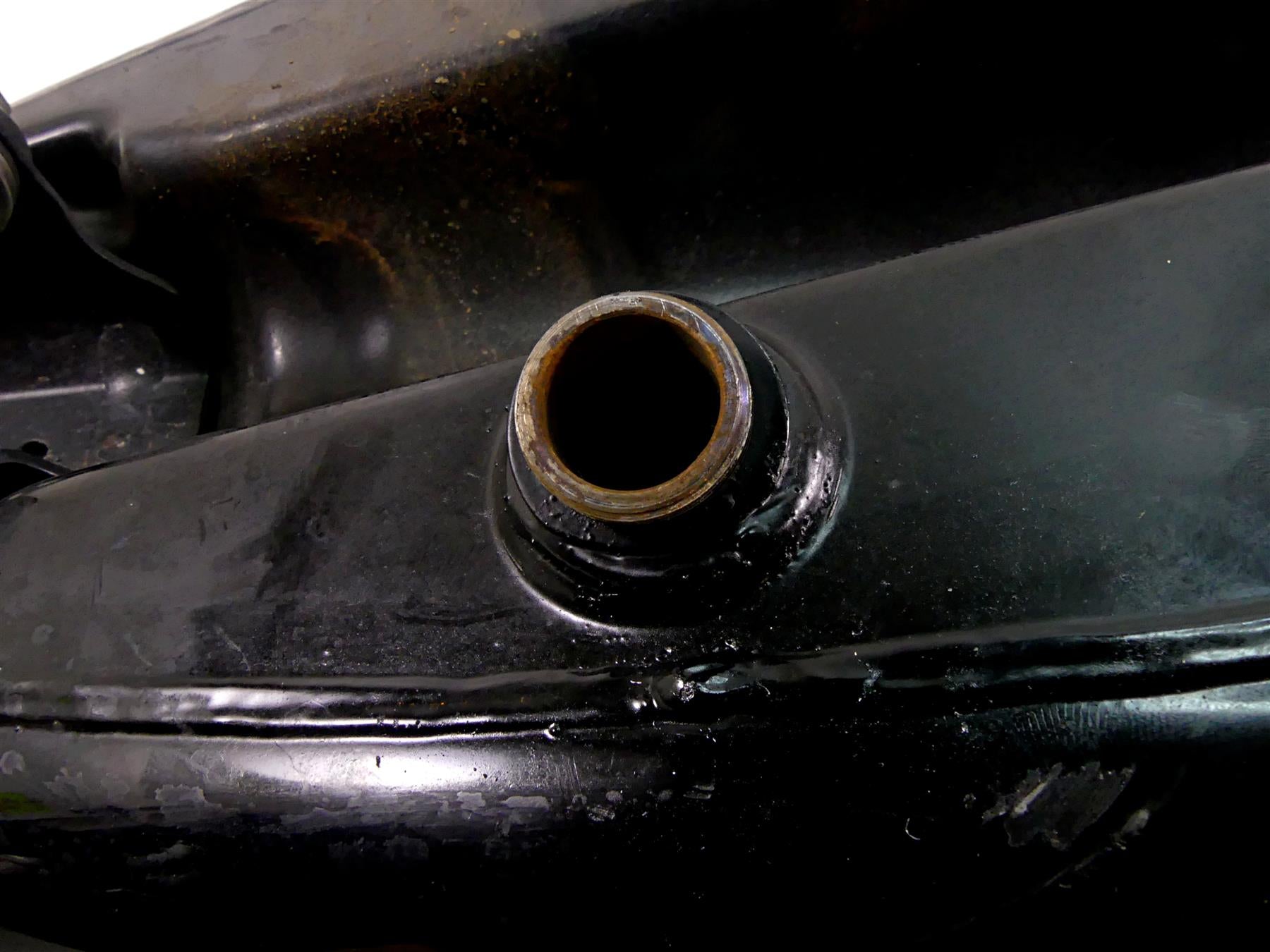 1997 Harley Sportster XL1200 C Fuel Gas Petrol Tank - Dented 62732-97 {{ shop.shopifyCountryName }} - Mototech271