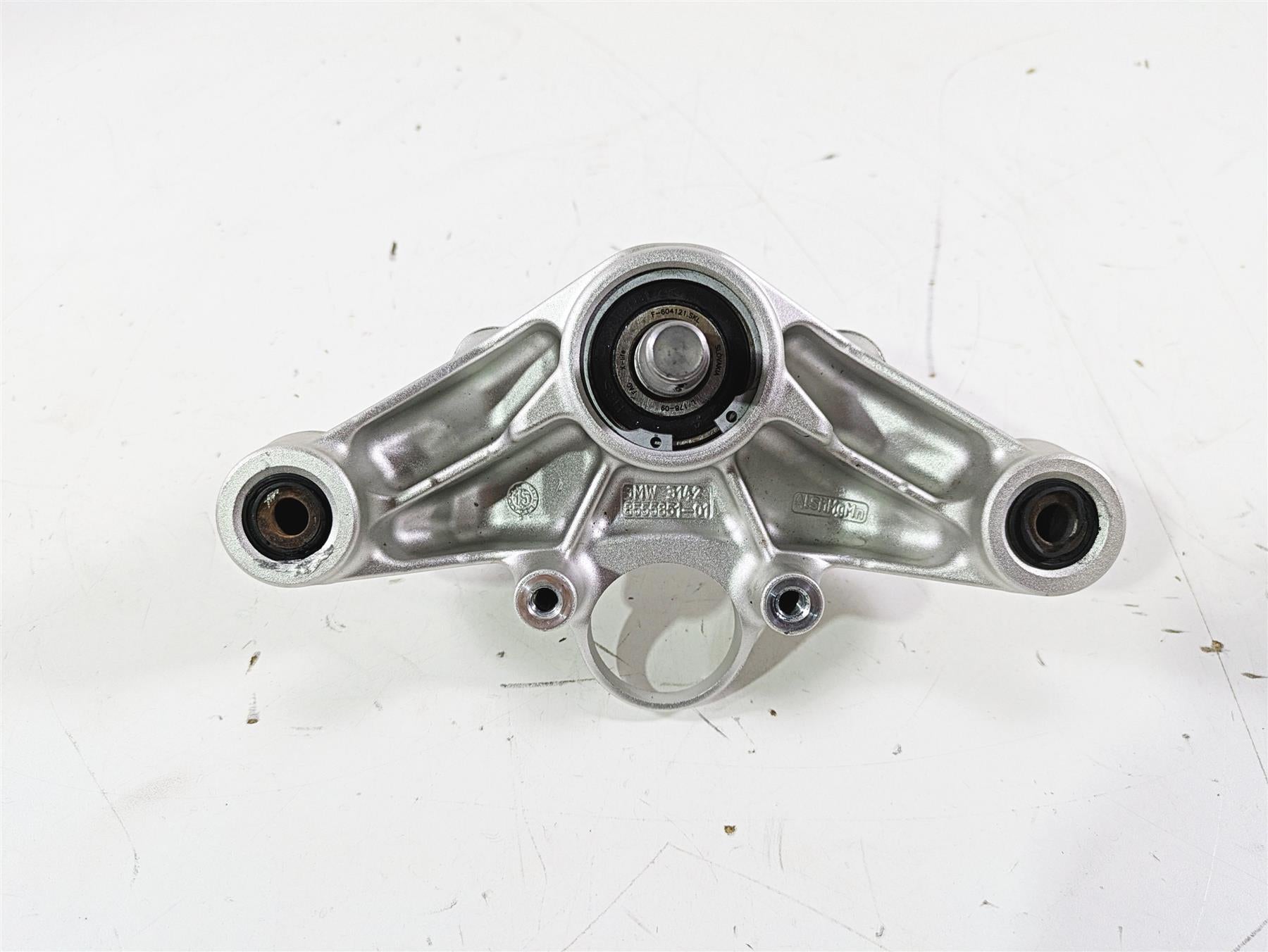 2016 BMW R1200GS GSW K50 Upper Triple Tree Steering Clamp 31428555849 {{ shop.shopifyCountryName }} - Mototech271