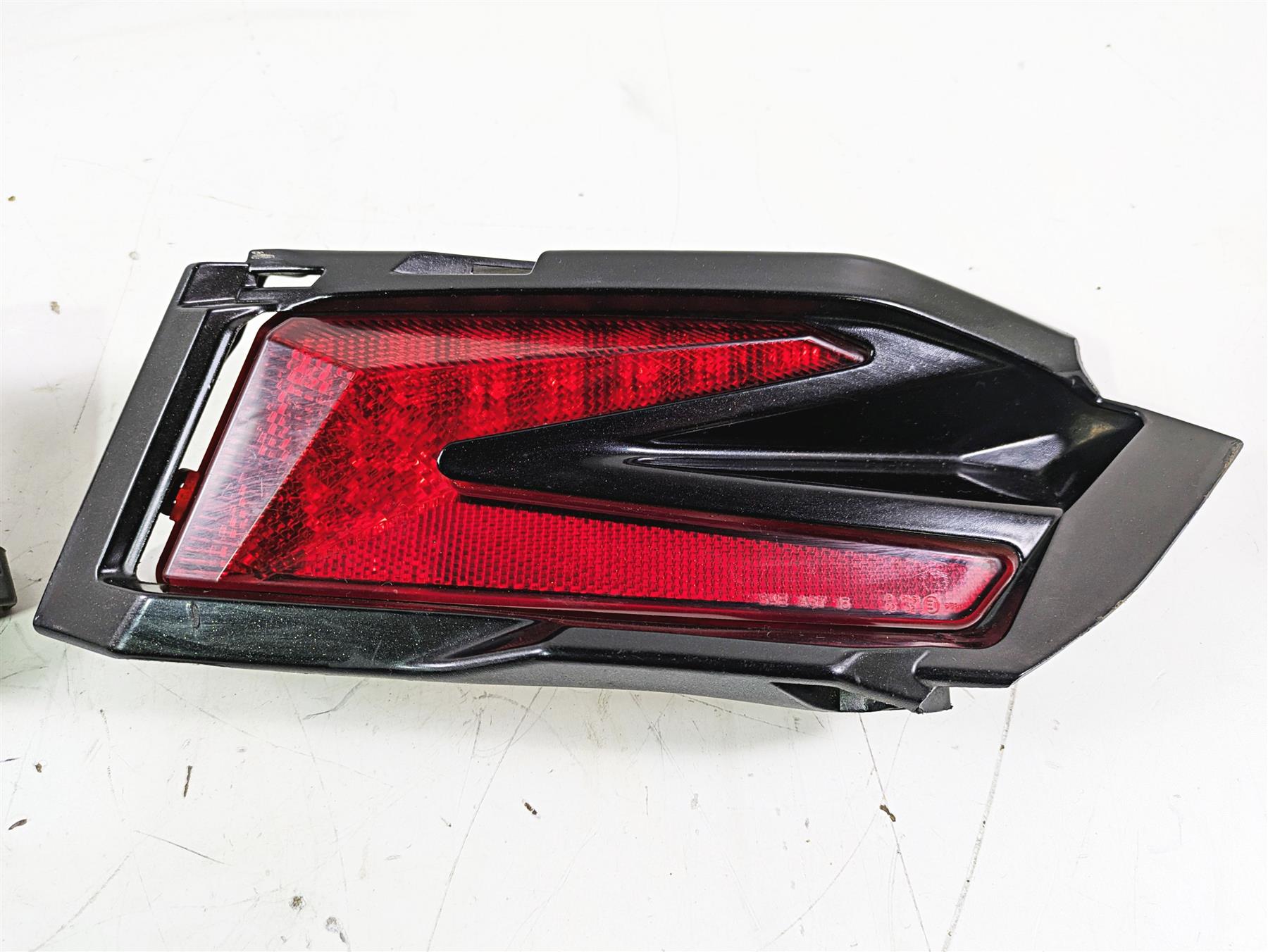 2019 Can Am Maverick X3 XRS Turbo R Taillight Tail Light Set 710004743 710004744 {{ shop.shopifyCountryName }} - Mototech271