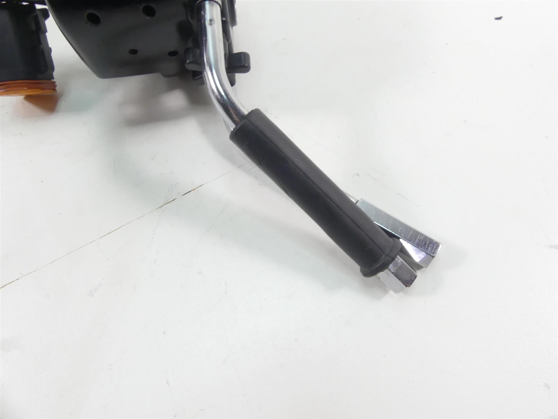 2003 Harley Sportster XL1200 C 100th Anniv Right Hand Control Switch 71684-06A {{ shop.shopifyCountryName }} - Mototech271