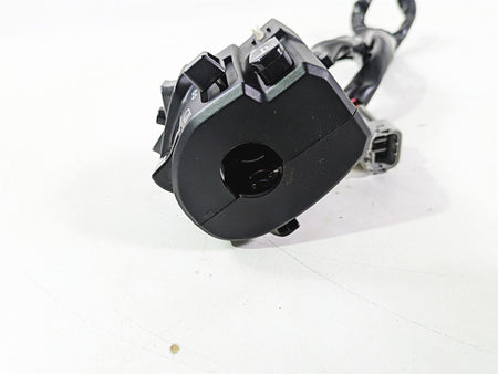 2021 Kawasaki Z900 ZR900 Left Hand Control Switch - Read 46091-0492 {{ shop.shopifyCountryName }} - Mototech271