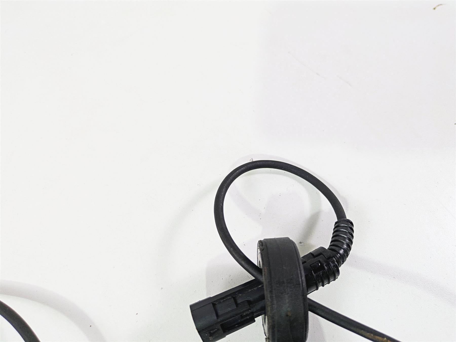 2016 Harley Touring FLHR Road King Front Rear Abs Wheel Speed Sensors 32700017 {{ shop.shopifyCountryName }} - Mototech271