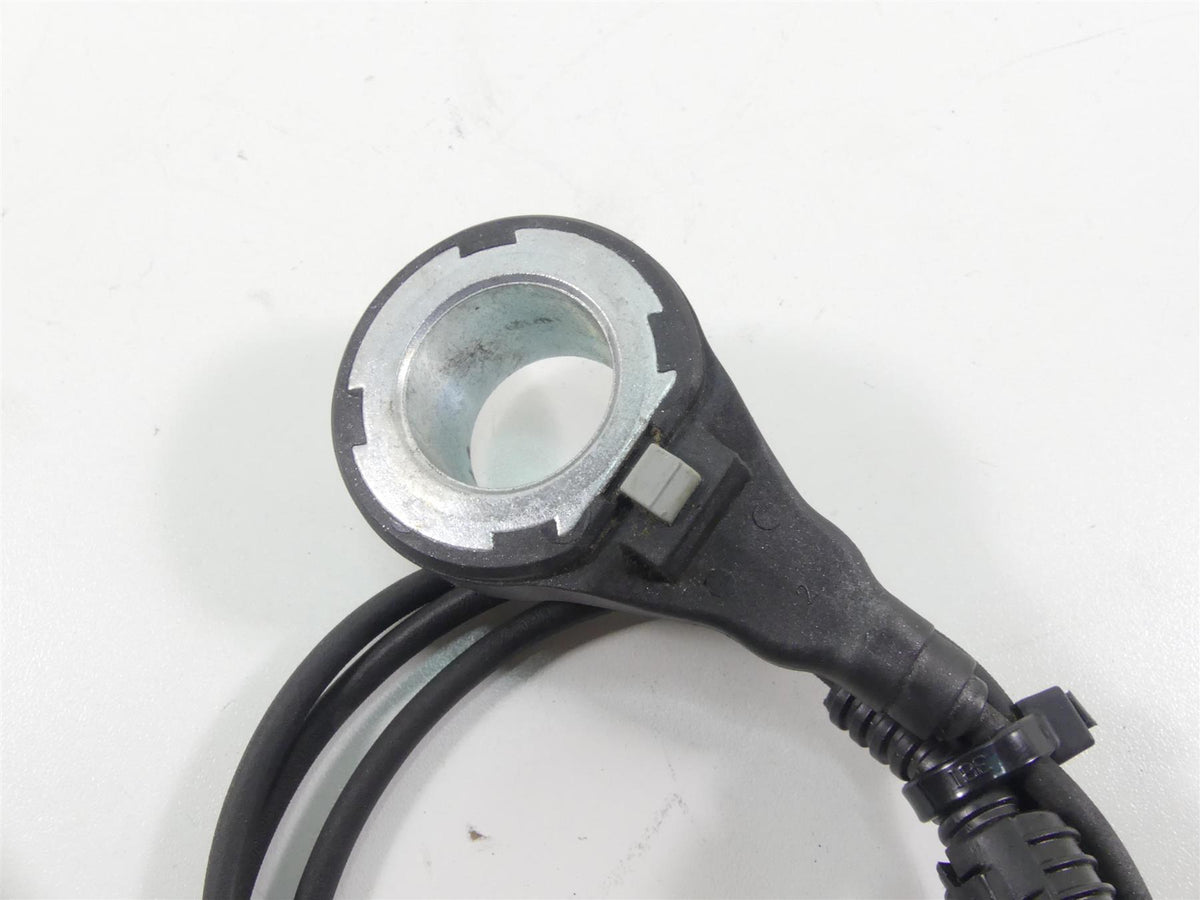 2016 Harley Touring FLHTP Electra Glide Front Abs Brake Speed Sensor 32700015 {{ shop.shopifyCountryName }} - Mototech271