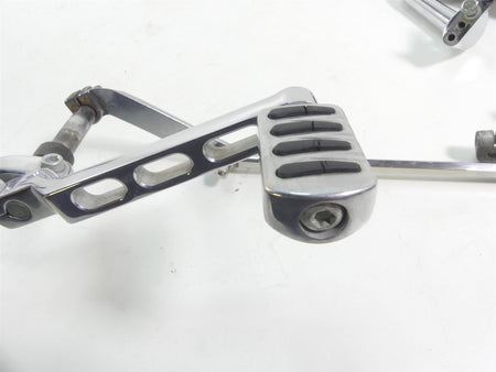 2004 Harley FLHTC SE CVO Electra Glide Floorboard Shift Brake Pedal Set 50683-04 {{ shop.shopifyCountryName }} - Mototech271
