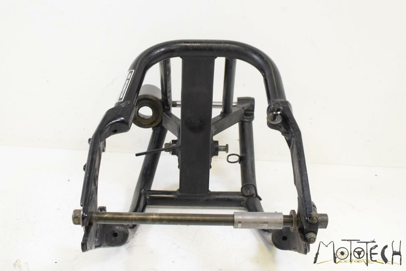 2002 Yamaha XVS1100 V-Star Classic Rear Swingarm Swing Arm 5KS-22110-01-00 {{ shop.shopifyCountryName }} - Mototech271